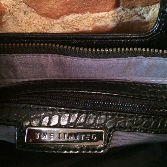 THE LIMITED black clutch in good condition - Picture 3 of 4